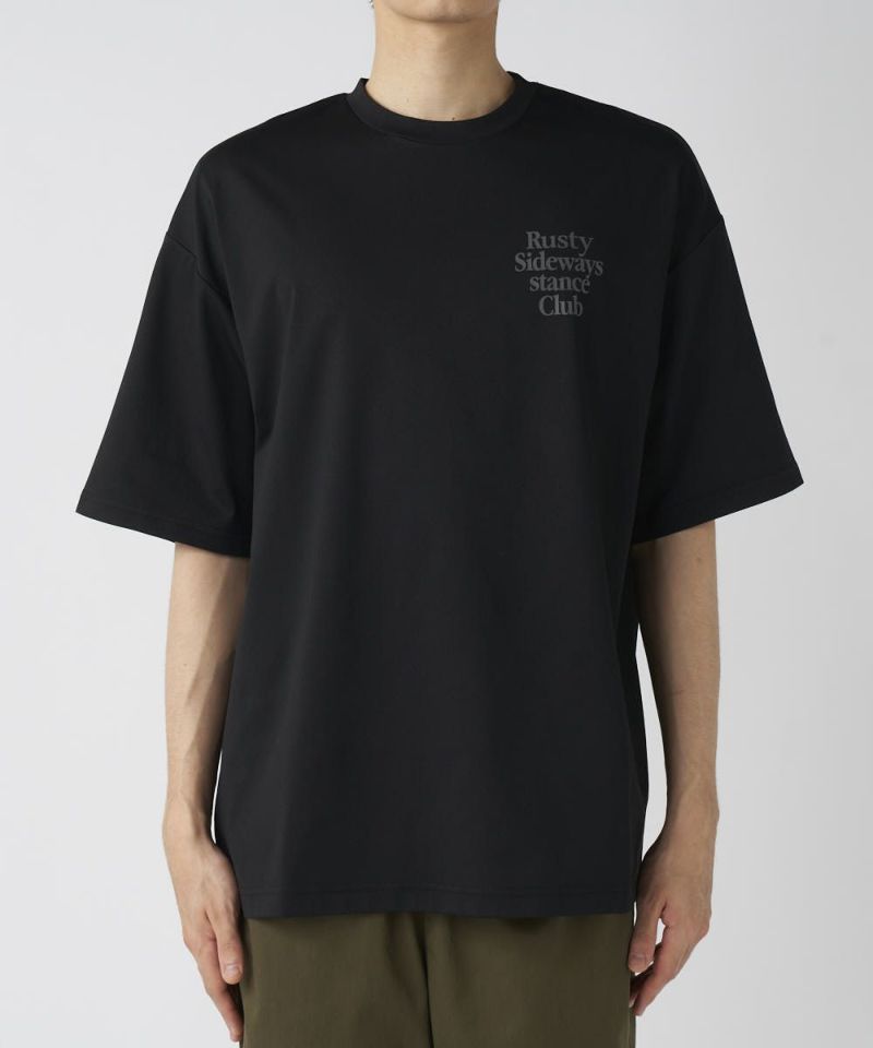 ライズマス　限定カラー　Men in Rusty Black RUSTYメンズ 水陸両用 フロント胸ワンポイント 半袖プリントTシャツ